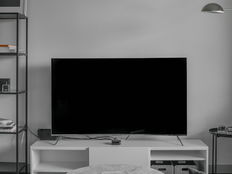 Samsung 43" Smart TV